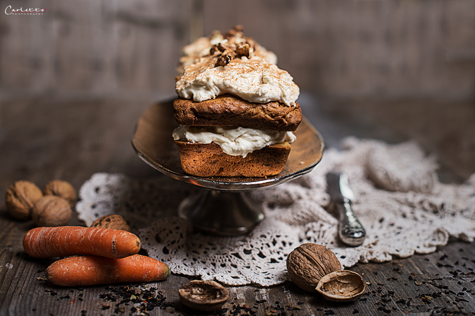 Karottenkuchen mit Schwarztee