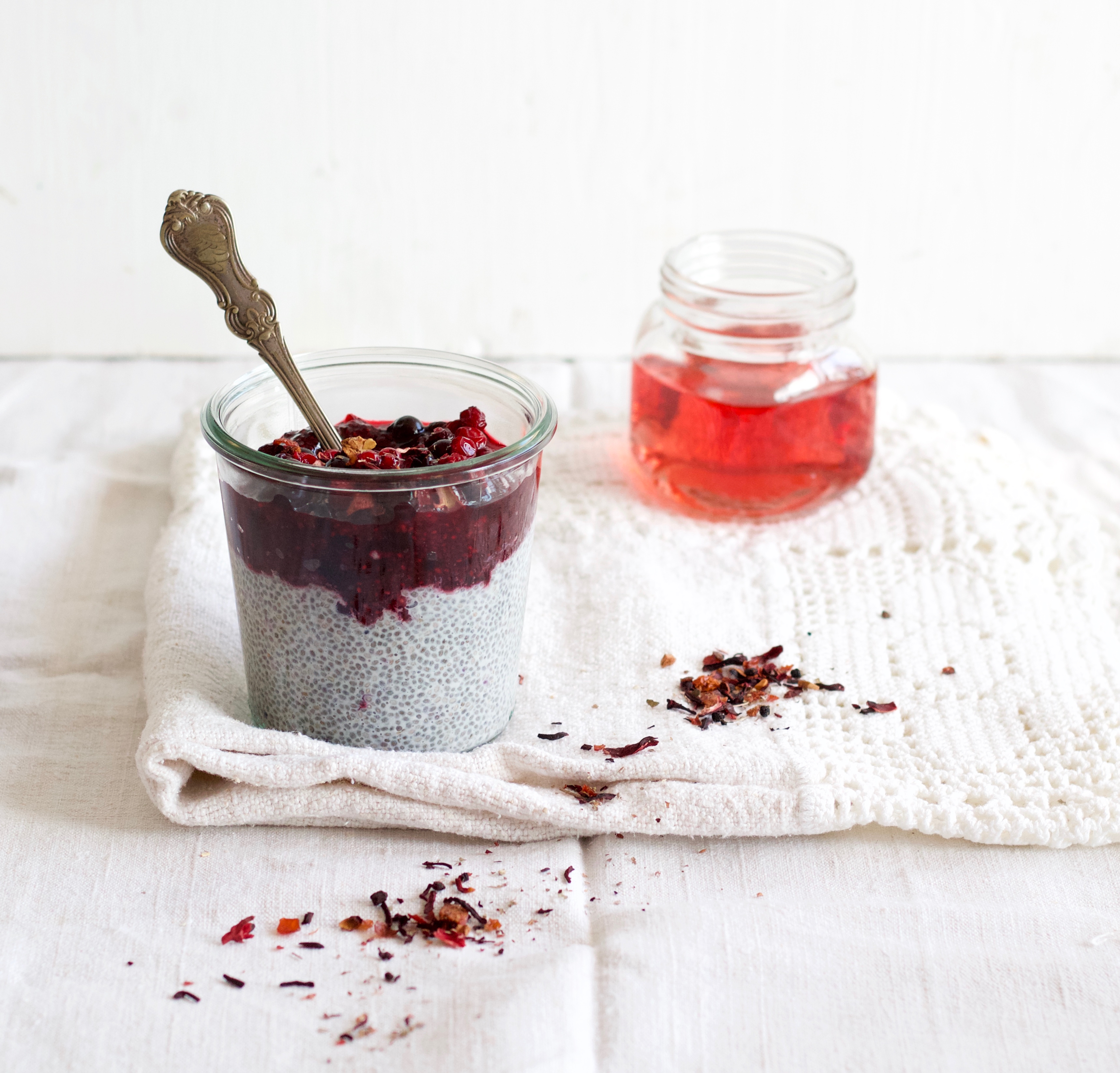 III.2.5.4 Chia Pudding mit Beere Chia Pudding mit Beere
