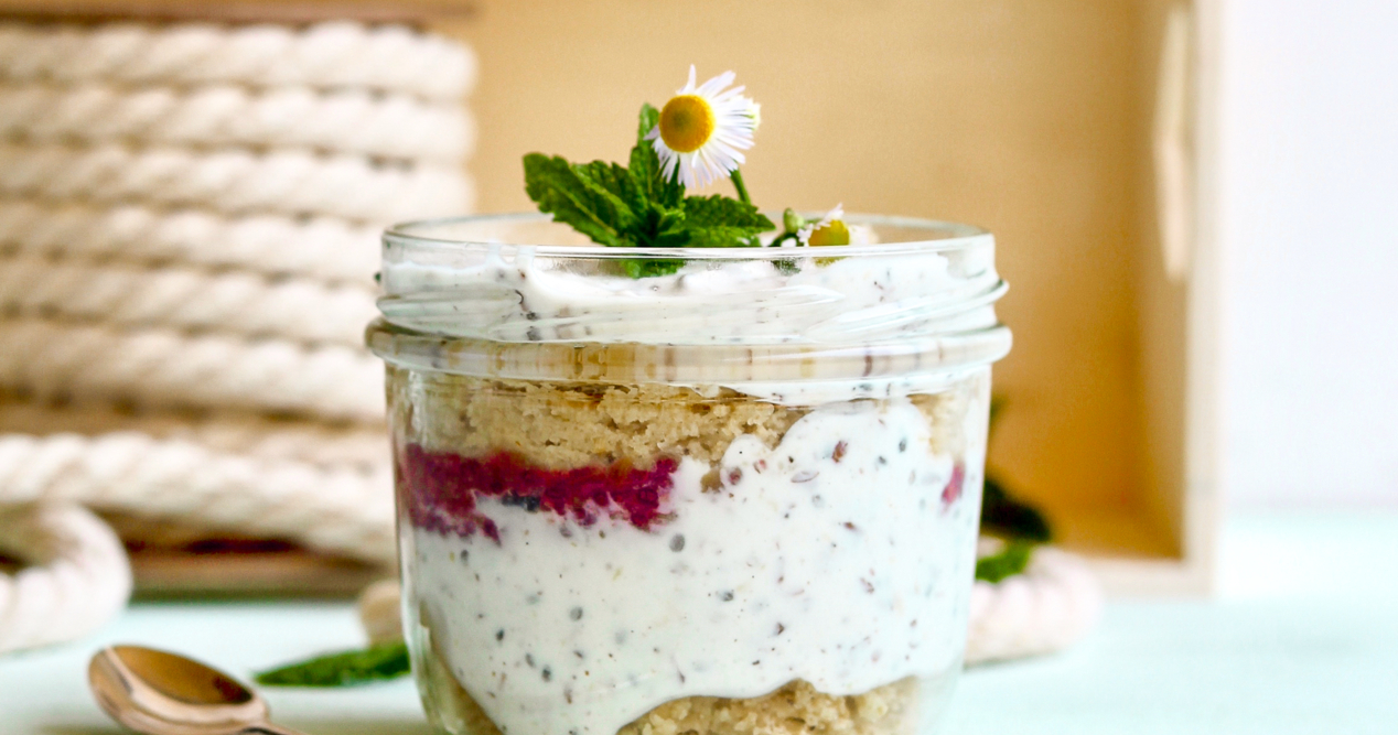 Erdbeer Tiramisu mit Lavendel